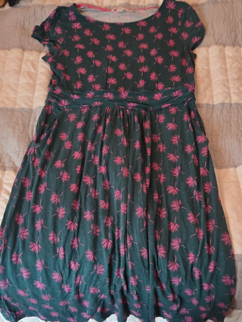 Casual Boden Dress with Pink Palm Print 12L